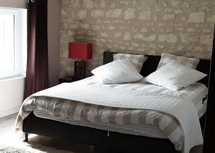 بيت للعطل A La Campagne بونس